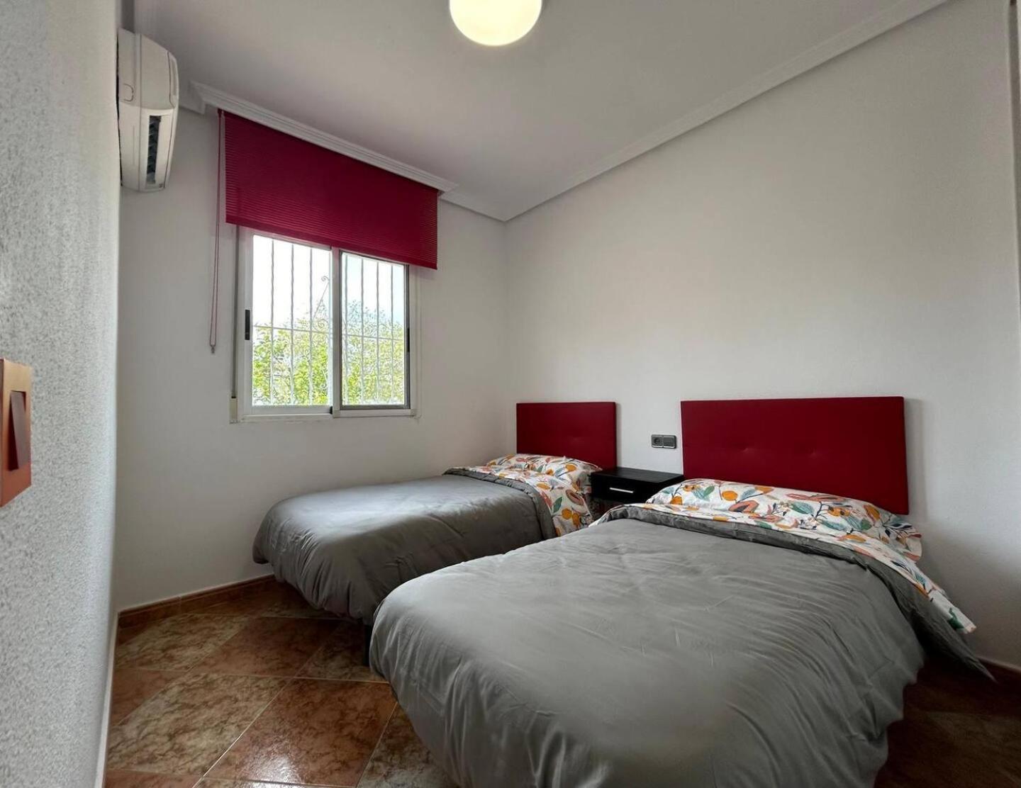 Villa Casa Fuente Leon à Torrevieja Extérieur photo